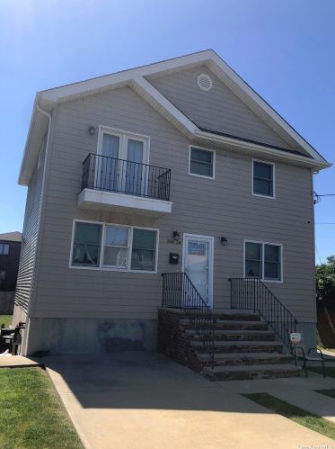156-26 95th St, Jamaica, NY 11414-2215