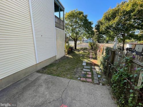 428 Hunter St, Gloucester NJ  08030-2017 exterior