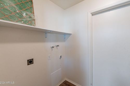 3538 Libby St, Glendale AZ 85308-8140 exterior