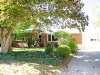 240 Cedarwood Dr, Mansfield, OH 44904-9798