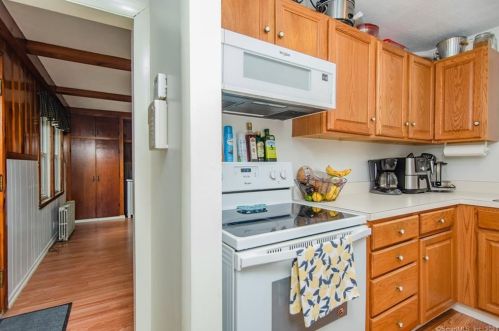 21 Mill St, Putnam CT  06260-1503 exterior