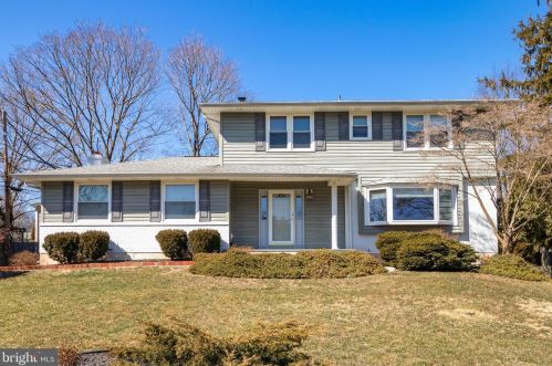 5 Marklyn Ct, Wilmington, DE 19810-2307
