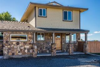 26695 Horsell Rd, Bend, OR 97701-9391