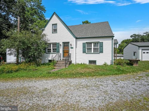 308 Evergreen Rd, Pottstown, PA 19464-3420