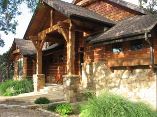 7400 Calming Ct, Leander TX  78645-4583 exterior