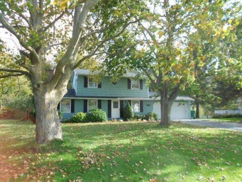 2186 Bear Creek Dr, Ontario, NY 14519-9766
