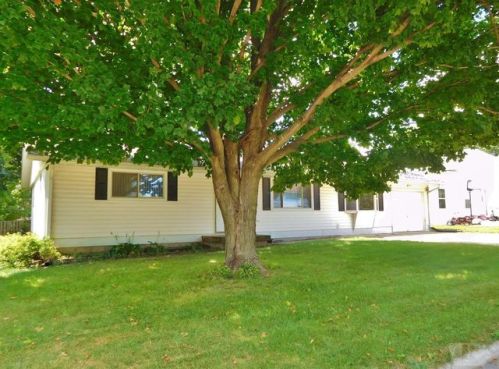 404 Olive St, Jefferson, IA 50129-2036