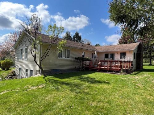 107 Prentice Williams Rd, Stonington, CT 06378-1941