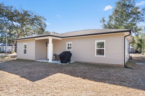 6792 Joy St, Milton FL  32583-9026 exterior