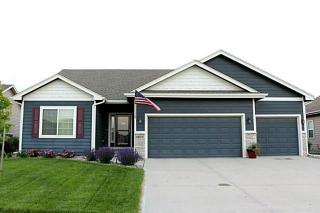 5108 7th St, Ankeny, IA 50023-9240