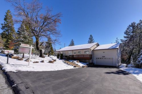 3772 Garnet Rd, Pacific House, CA 95726-9513