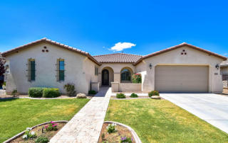 6574 Legend Ct, Gilbert, AZ 85298-4283