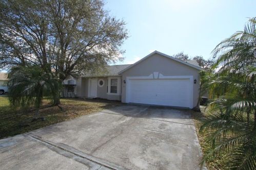 855 Massy Ct, Kissimmee, FL 34759-3853