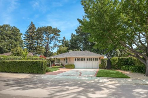 1657 Edgewood Dr, Palo Alto CA  94303-2821 exterior