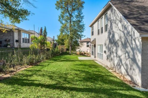 12387 Pebble Vw Dr, Conroe TX 77304-4228 exterior