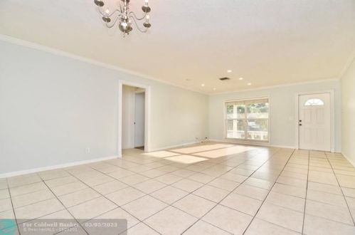 2131 52nd Ave, Hollywood FL  33021-3308 exterior