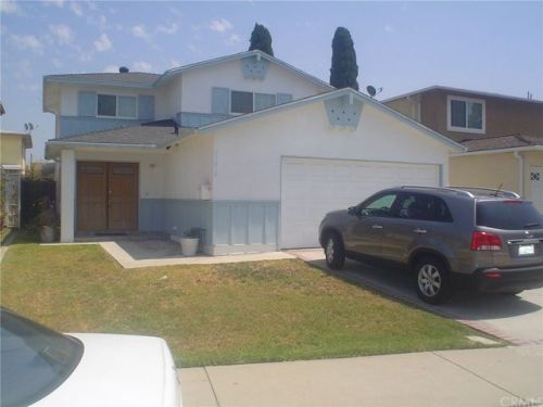 17810 Lysander Dr, Long Beach, CA 90746-1624