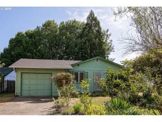 512 Pine Ct, Walker, OR 97426-9740