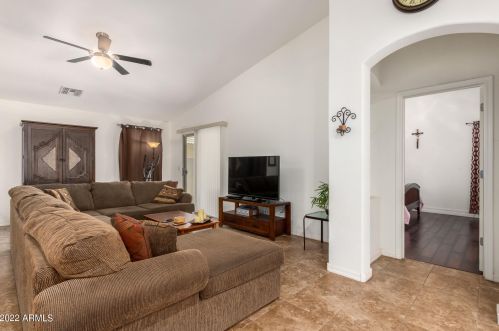 4148 250th Ln, Buckeye, AZ 85326-3334