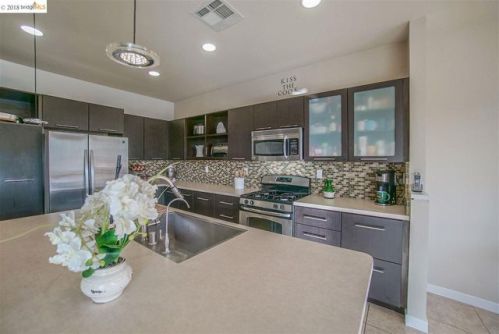 245 Harborage Ct, Oakley, CA 94561-3536