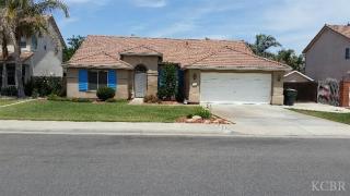 932 Pebble Dr, Hanford, CA 93230-6752