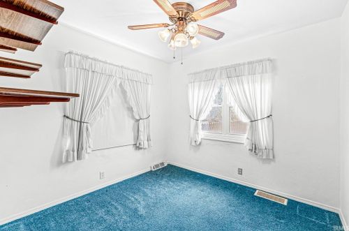 2116 Jefferson Blvd, Mishawaka IN 46545-7720 exterior