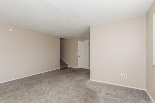 8630 Meadowlark Dr, Franklin OH  45005-4223 exterior