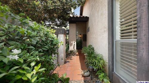 623 Edith Way, Long Beach, CA 90807-3111