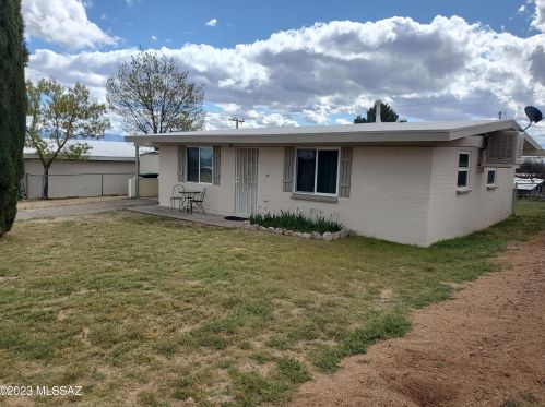121 4th Ave, San Manuel, AZ 85631-1001