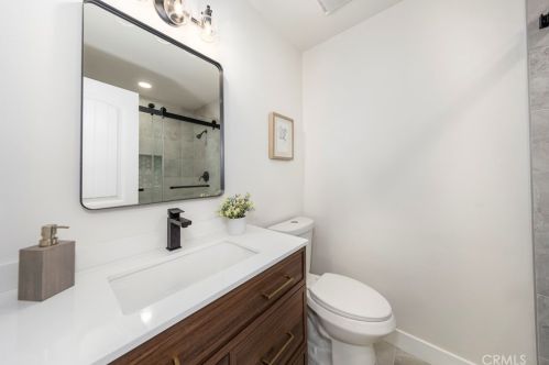 8935 Patrero St, Riverside CA  92503-2732 exterior