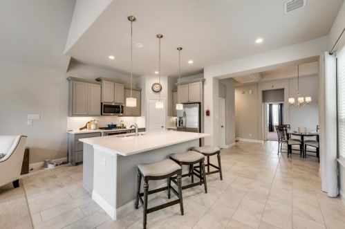 4152 Riverside Dr, Lewisville TX  75028 exterior