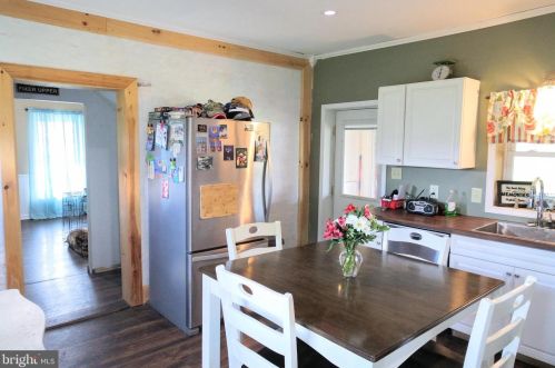 465 Readus Rd, Edinburg VA  22824-2917 exterior