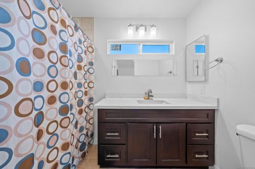 7891 Railroad Ave, Riverside CA  92504-4139 exterior