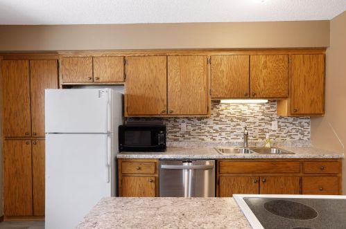 4147 Cj Cir, Prior Lake MN  55372-2403 exterior