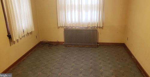 1104 Lehman St, Lebanon PA  17046-4684 exterior