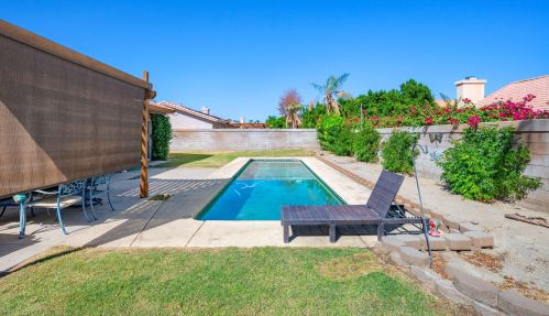 45160 Bridgette Way, La Quinta CA  92253-7200 exterior