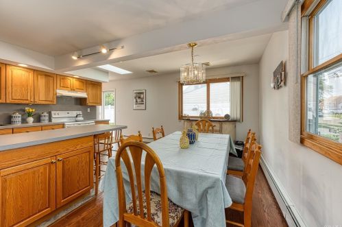 3 Short Ln, North Bellmore NY  11710-4523 exterior