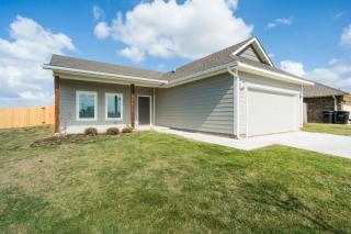 809 Lakeview Dr, Oklahoma City, OK 73160-2627