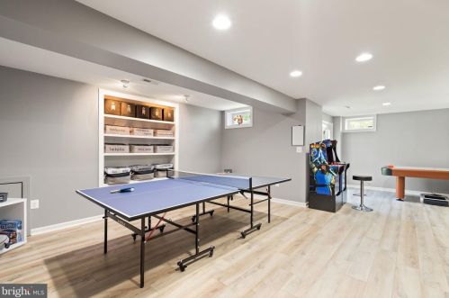 12020 Morningstar Pl, Lovettsville VA  20180-1925 exterior