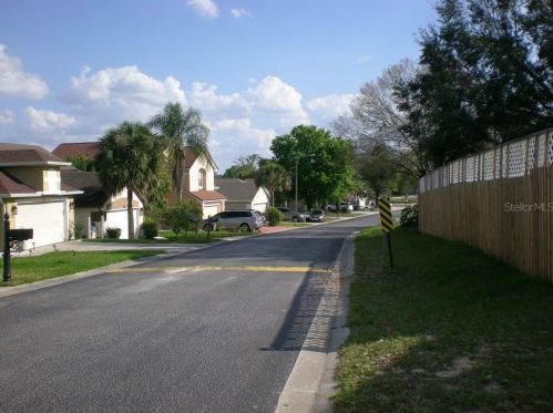 3780 Huntwicke Blvd, Davenport, FL 33837-8647