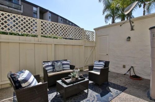 4323 Loma Riviera Ct, San Diego CA 92110-5504 exterior