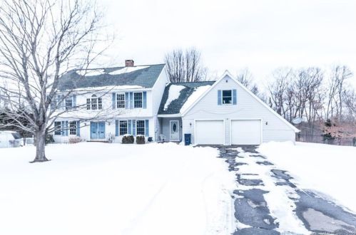 3 Magnolia Ln, Terryville, CT 06786-6701