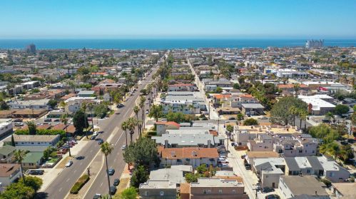 1428 Grand Ave, San Diego CA 92109-4375 exterior