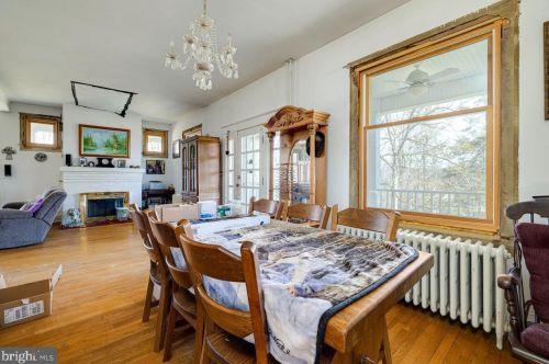 390 Forest Hills Dr, Richmond National Battlefiel VA  22835-9107 exterior