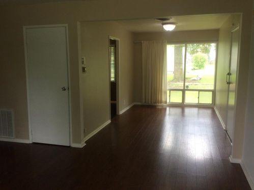 1018 Edinburg Ln, Denton TX  76209-1249 exterior