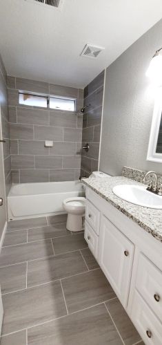 2417 Orchard Park Way, Modesto CA  95355-9254 exterior