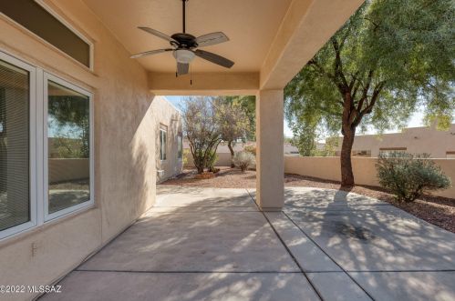 300 Hidden Quail Dr, Tucson AZ  85704-6940 exterior