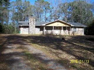 4940 Odom Dr, Marianna, FL 32446-8155