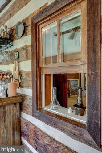 210 Hoernerstown Rd, Hummelstown PA  17036-9503 exterior