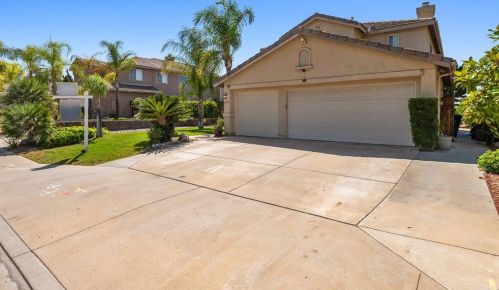13774 Braeswood Ter, El Cajon, CA 92021-8829